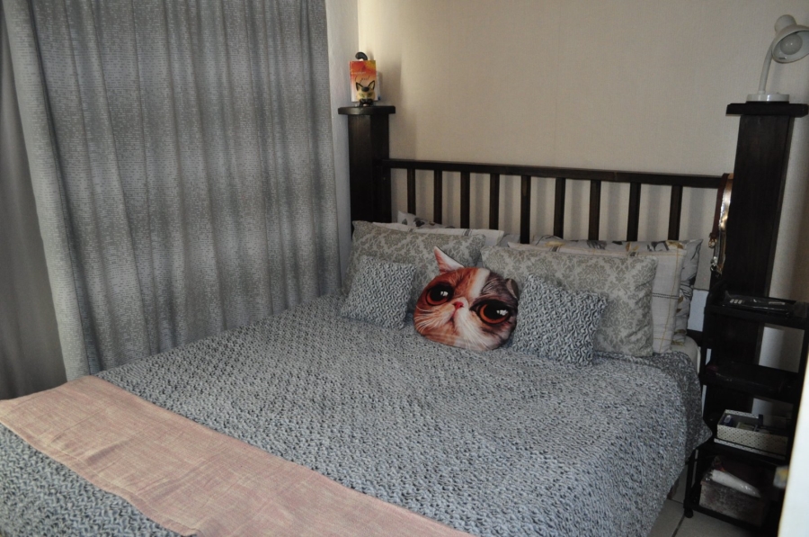 6 Bedroom Property for Sale in Wavecrest Eastern Cape